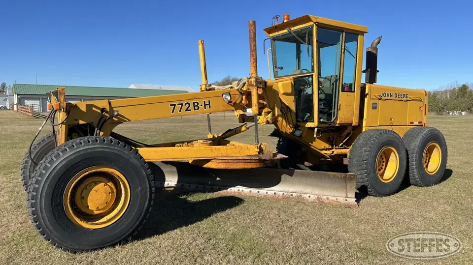1992 Deere 772BH AWD Motor Grader