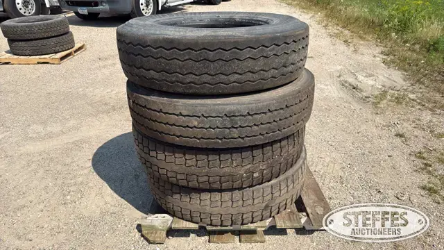 (4) 22.5” tires