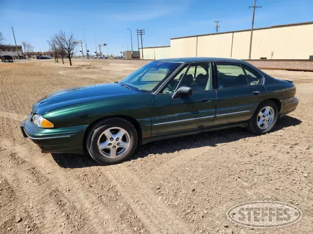 1997 Pontiac Bonneville SE