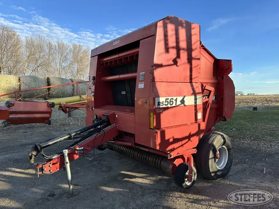 Case IH RS561 Round Baler
