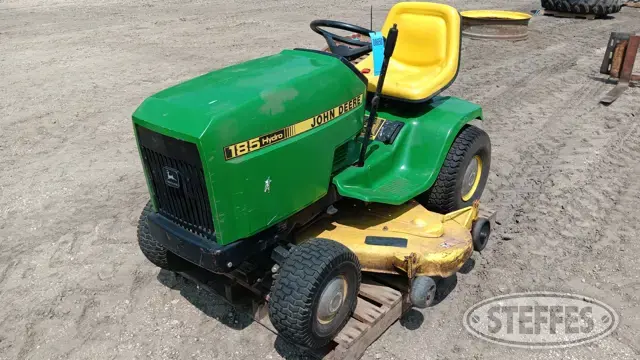 John Deere 185