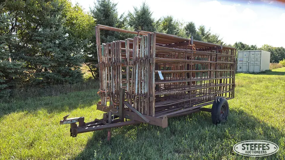 (25) Stroberg cattle panels Livestock Handling