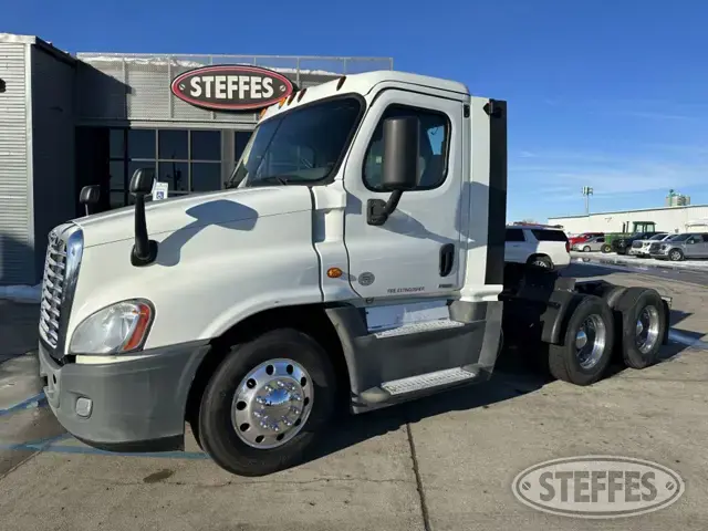 2015 Freightliner Cascadia Evolution