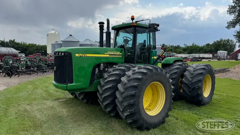 2002 John Deere 9420 4WD Tractor