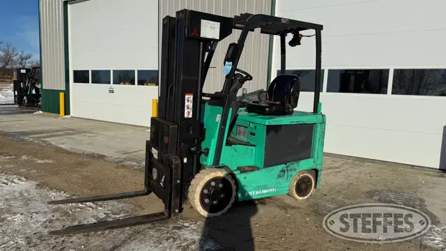 2016 Mitsubishi FBC25N2