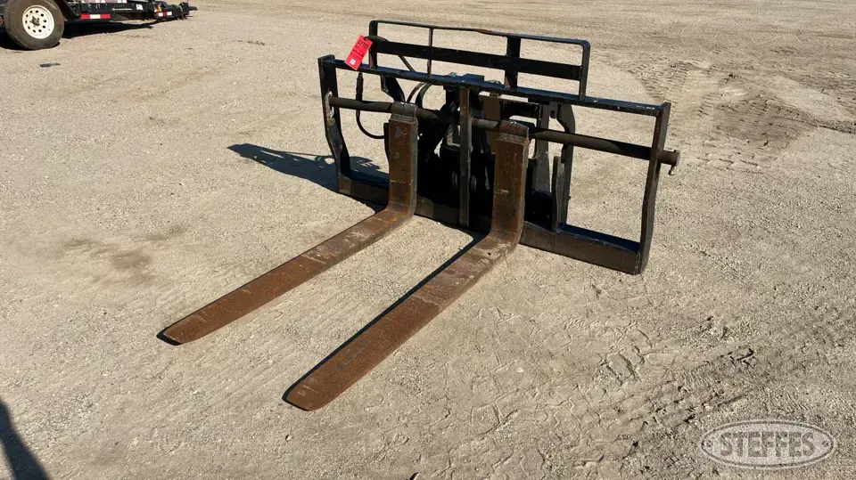 Pallet forks Utility Work Machine Attachment