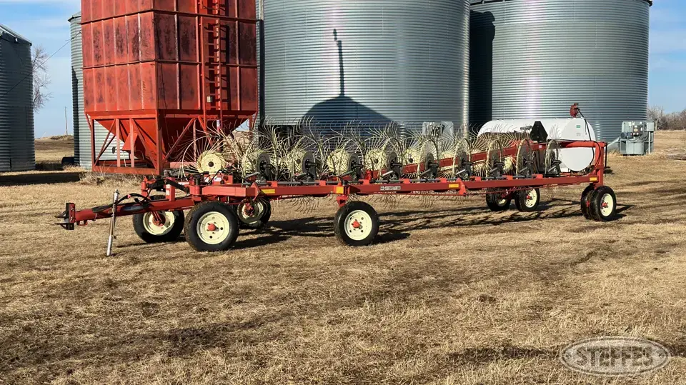 2011 H&S BF18HC Rake