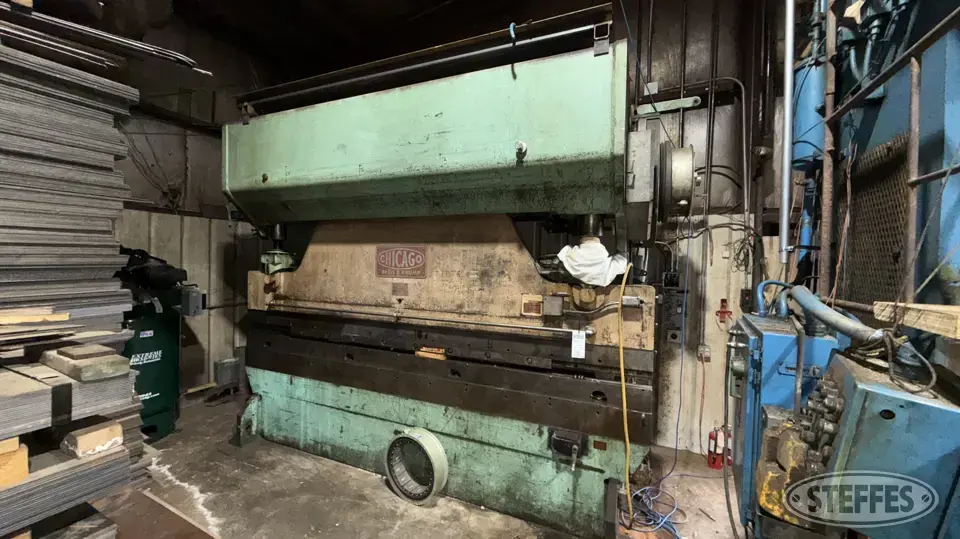 Chicago 1012-R Machine Tool