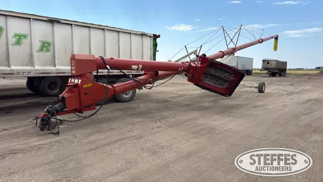 Farm King 1385