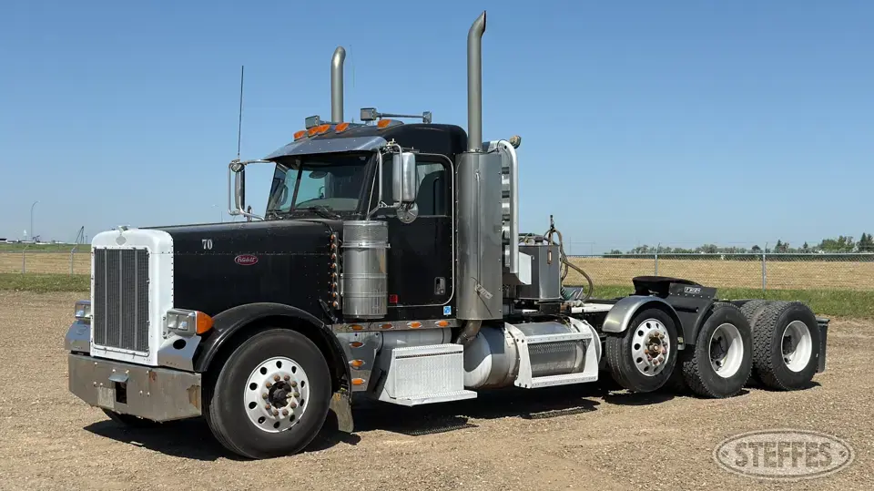 2006 Peterbilt 379 Conventional Truck without Sleeper