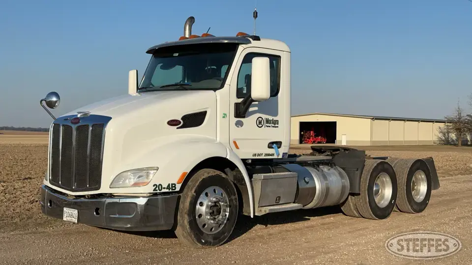 2016 Peterbilt 579 Conventional Truck without Sleeper
