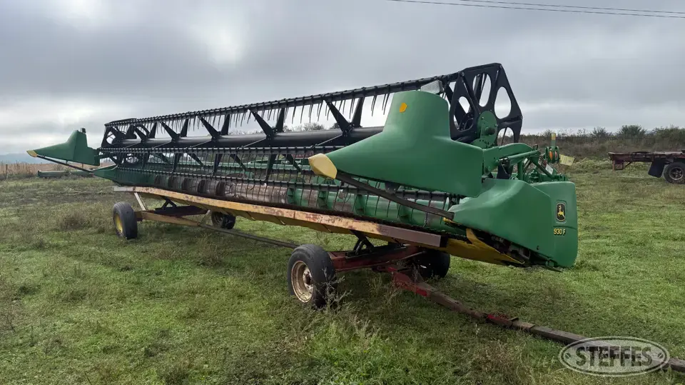 2001 John Deere 930F Flex Head