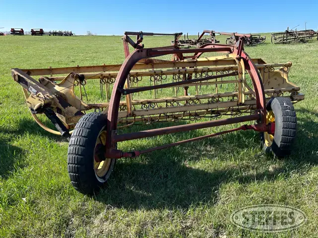New Holland 56