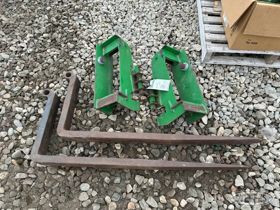 John Deere 740 loader parts Tractor Loaders and Attachment