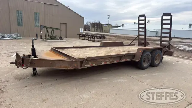 2015 Towmaster tandem axle equipment trailer