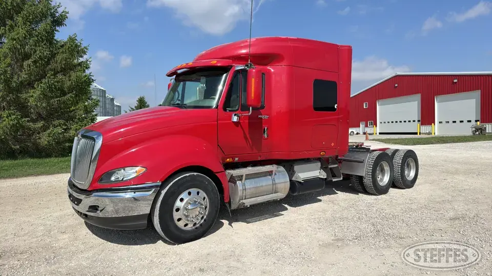 2009 International ProStar LF627 Premium Conventional Truck with Sleeper