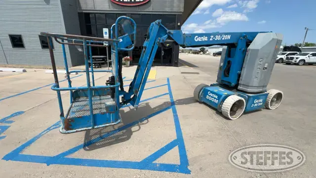 2005 Genie Z-30/20N