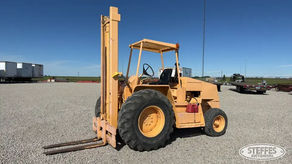 Allis-Chalmers 700-G Rough Terrain Forklift
