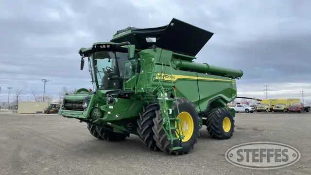 2023 John Deere X9 1000