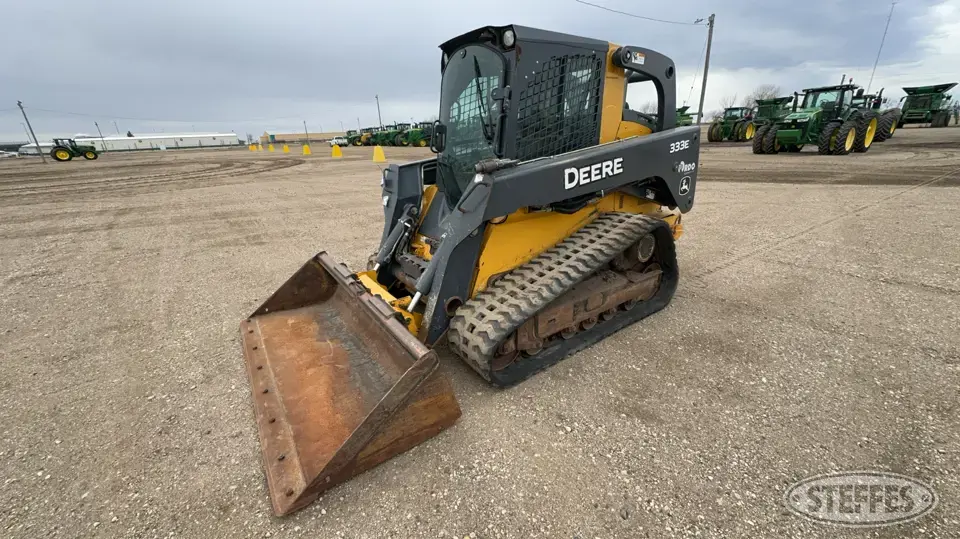2016 John Deere 333E Tracked Skid Steer