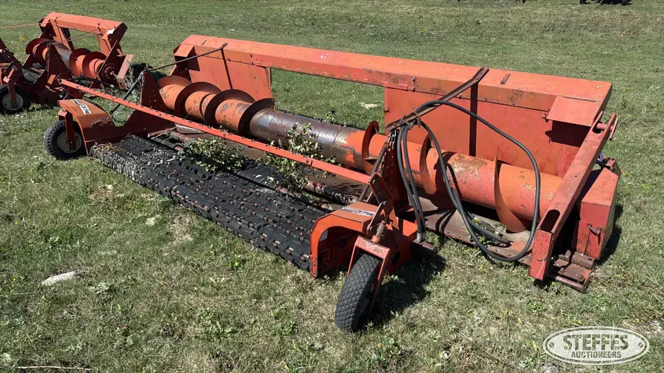 International 810-15 Pickup Head