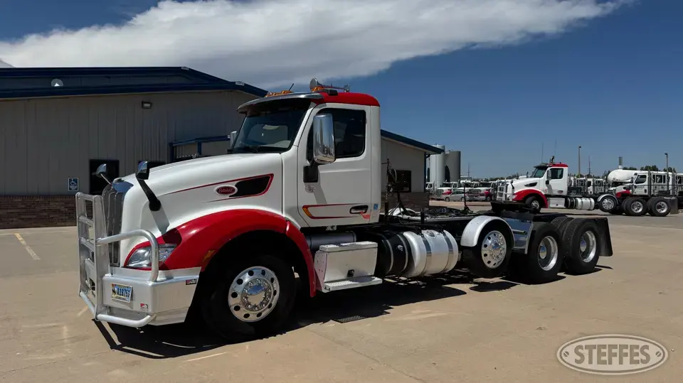 2020 Peterbilt 579 Conventional Truck without Sleeper