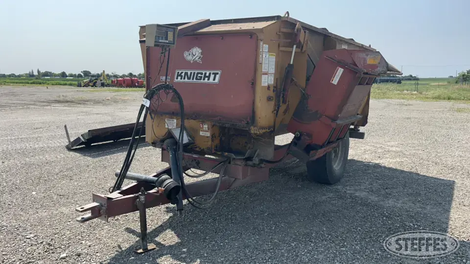Knight Reel Auggie 3300 Livestock Equipment-Other