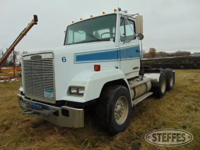 1991 Freightliner FLC112