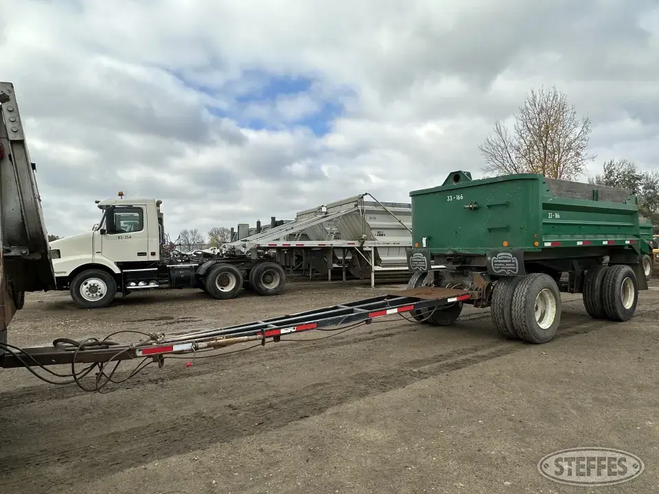 1986 Lodemaster GT-13 Pup Trailer