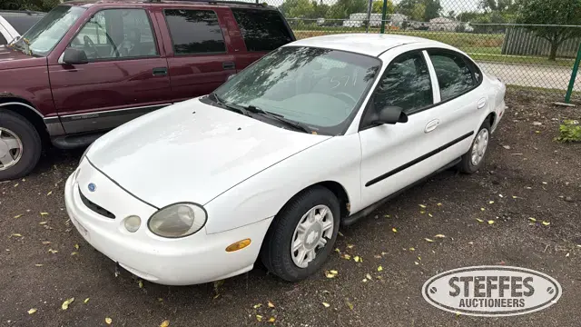 1996 Ford Taurus G