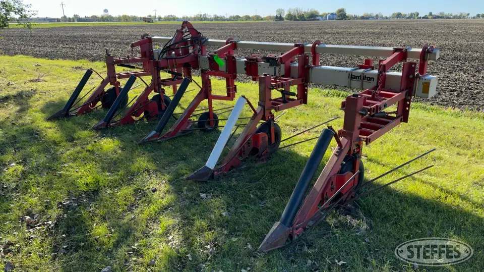 Harriston Edible Bean Knifers and Rod Weeder