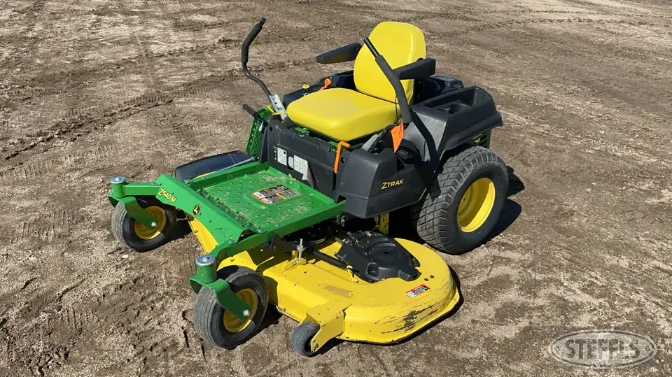 2015 John Deere Z540M Zero Turn Mower
