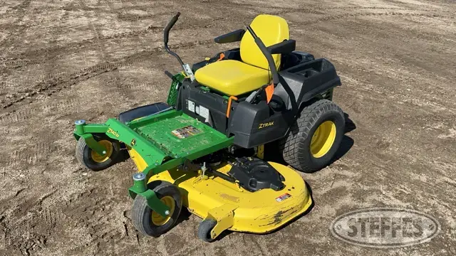 2015 John Deere Z540M