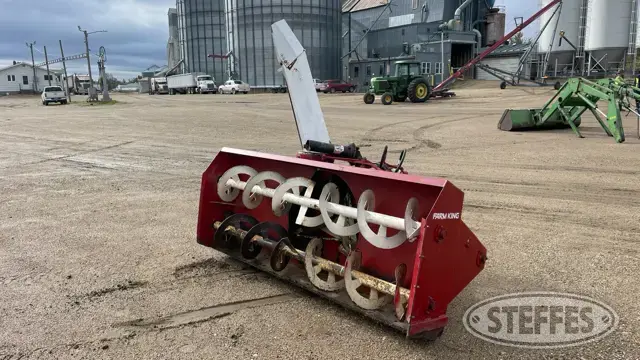 Buhler Farm King 960