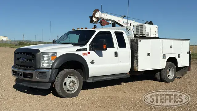 2013 Ford Super Duty F-550 XL
