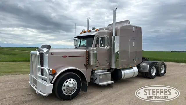 2000 Peterbilt 379