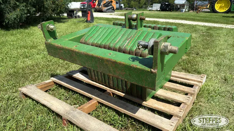 Shop-built 3 pt. weight bracket Farm Support Item
