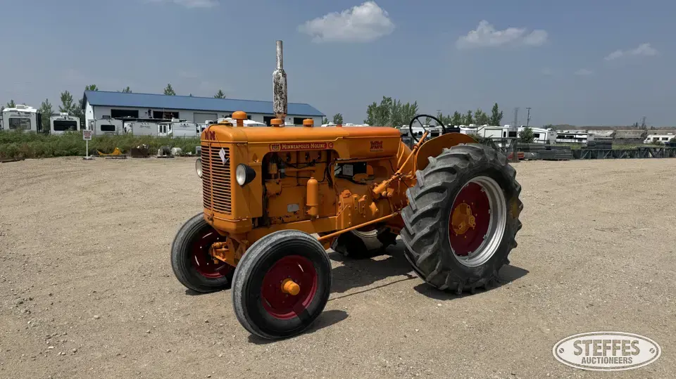 Minneapolis-Moline G Collectible Tractor