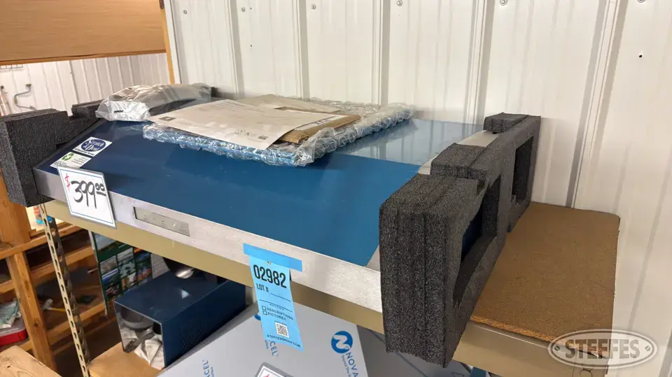 GE PVX736OSJ/FJ under the cabinet hood Personal Property