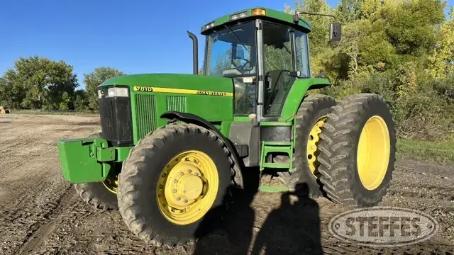 1998 John Deere 7810