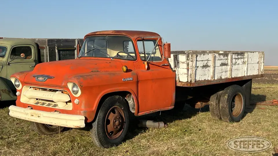 1955 Chevrolet 6400 Single Axle Boxed Truck