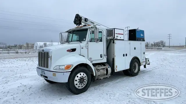 2013 Peterbilt 337