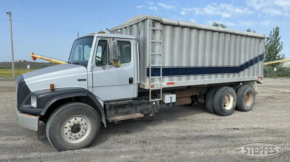 1999 Freightliner FL80 Dump Truck