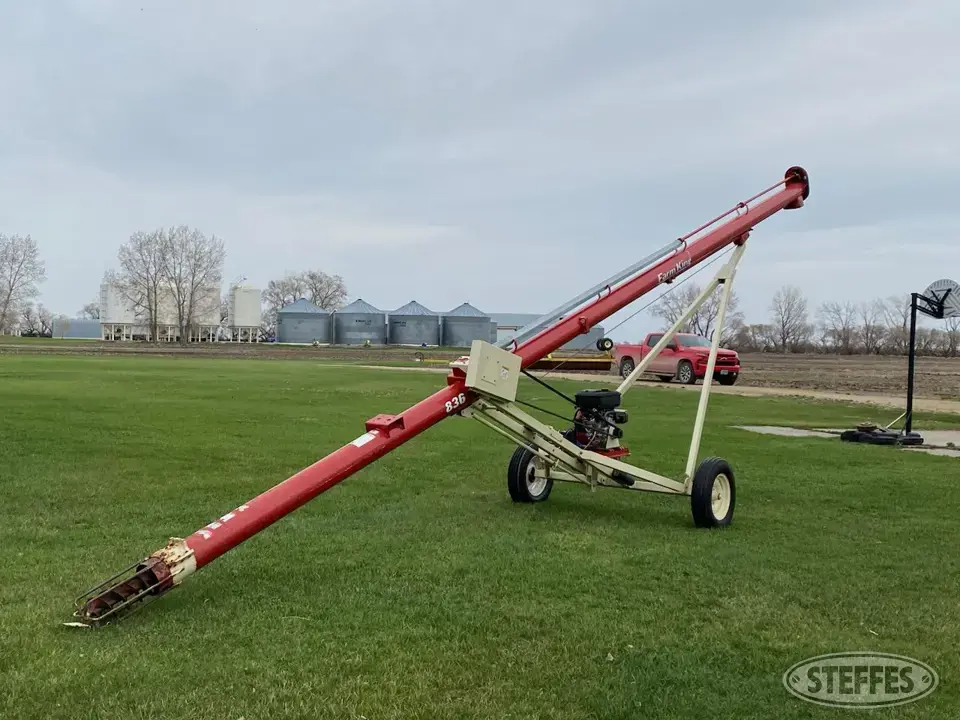 Farm King 836 Straight Auger