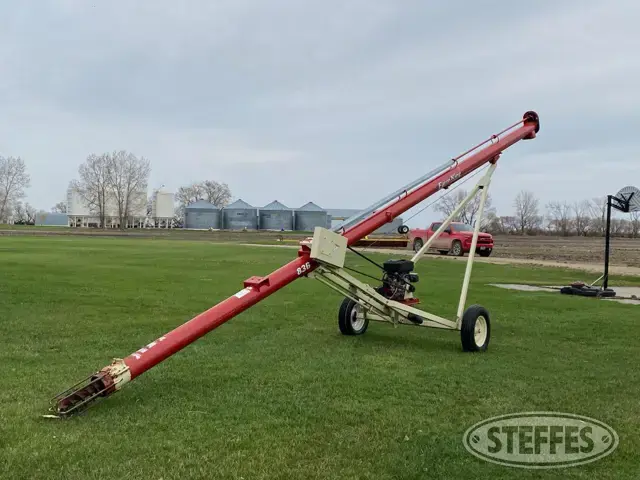 Farm King 836