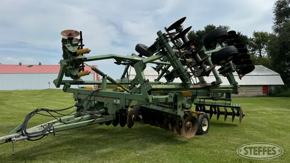 Wishek 842T Disc