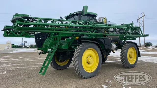 2022 John Deere 616R