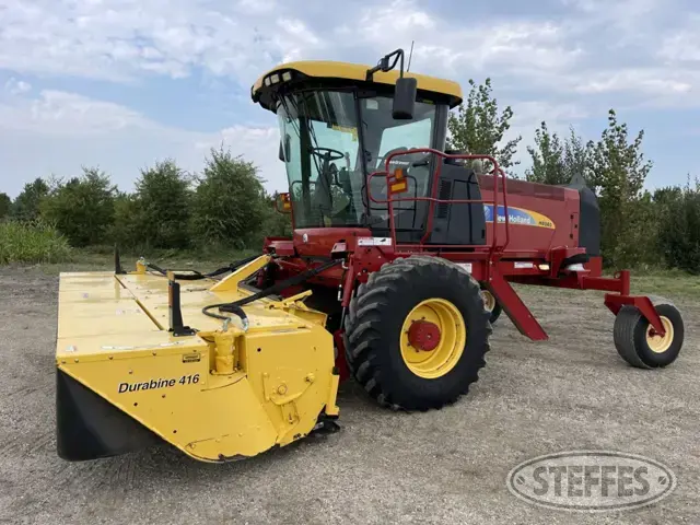 2011 New Holland H8080 Speedrower