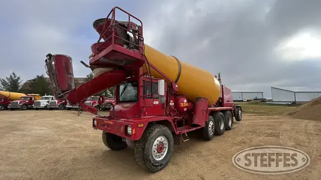 2005 Terex Advance