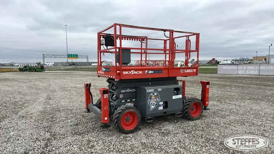 2022 SkyJack SJ6832RT Scissor Lift